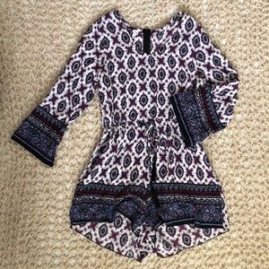 3 FOR $15! UNKNOWN | PAISLEY PRINT ROMPER PLAYSUIT
